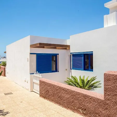 Willa Playa Blanca Sleeps 4 Wifi